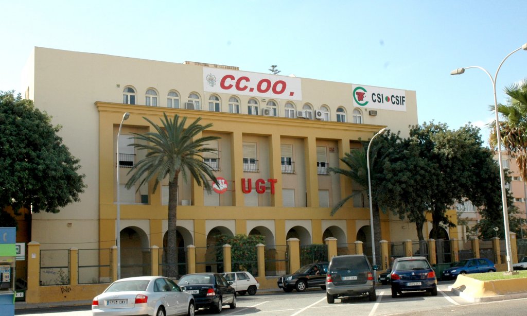 alt
