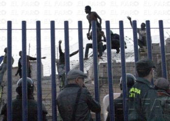 fotosmelilla 2014 04 01 rebeca 6 1 Imbroda: “No se ha entrado en España, hasta que no se supera la última valla”