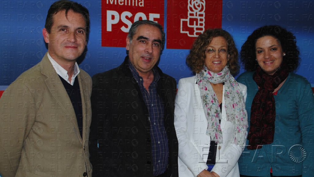 Los socialistas debaten sobre el Estado de Bienestar con Martínez Olmos