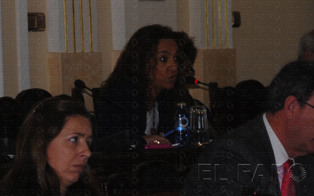 El Ejecutivo se autoimpone medidas para una contratación transparente