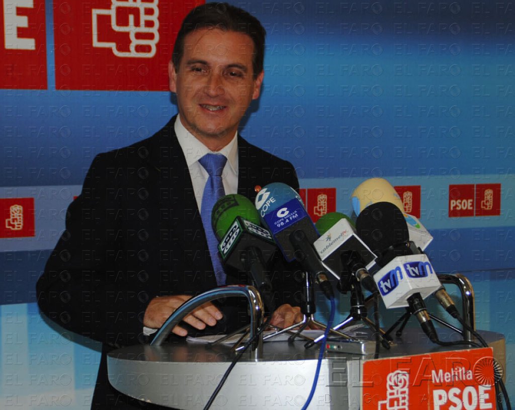 El PSOE critica el recorte acumulado de 6 millones de € en políticas de empleo
