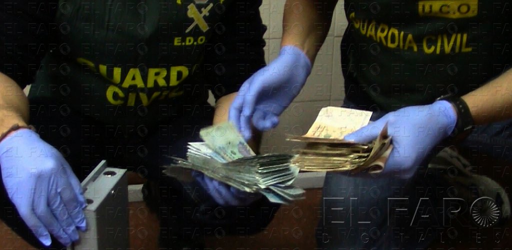 La Guardia Civil desmonta una red de ‘narcos’ que también trucaba tragaperras