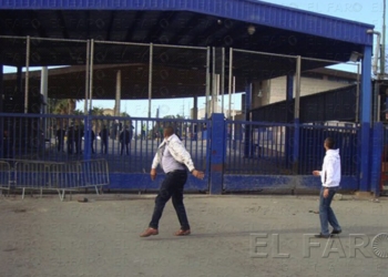 fotosmelilla 2014 04 18 spa 7 1 Piden 4 años de cárcel para el joven que lanzó un ladrillo a un policía en Beni Enzar