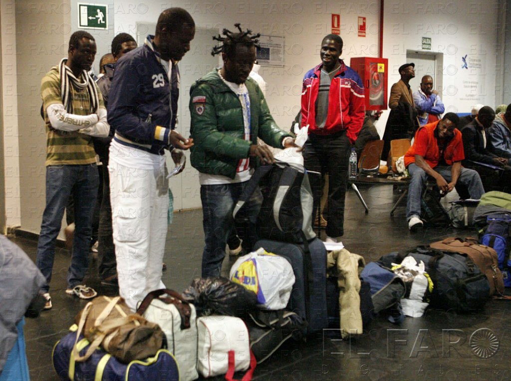 La asociación exige que se garantice el acceso al asilo a los inmigrantes