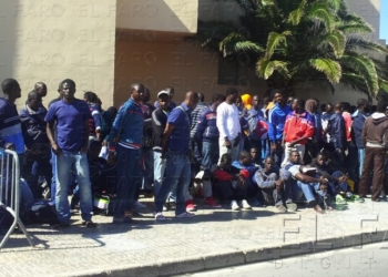 fotosmelilla 2014 06 09 spa 7 1 Los traslados de inmigrantes rebajan la presión en el CETI a 2.000 personas