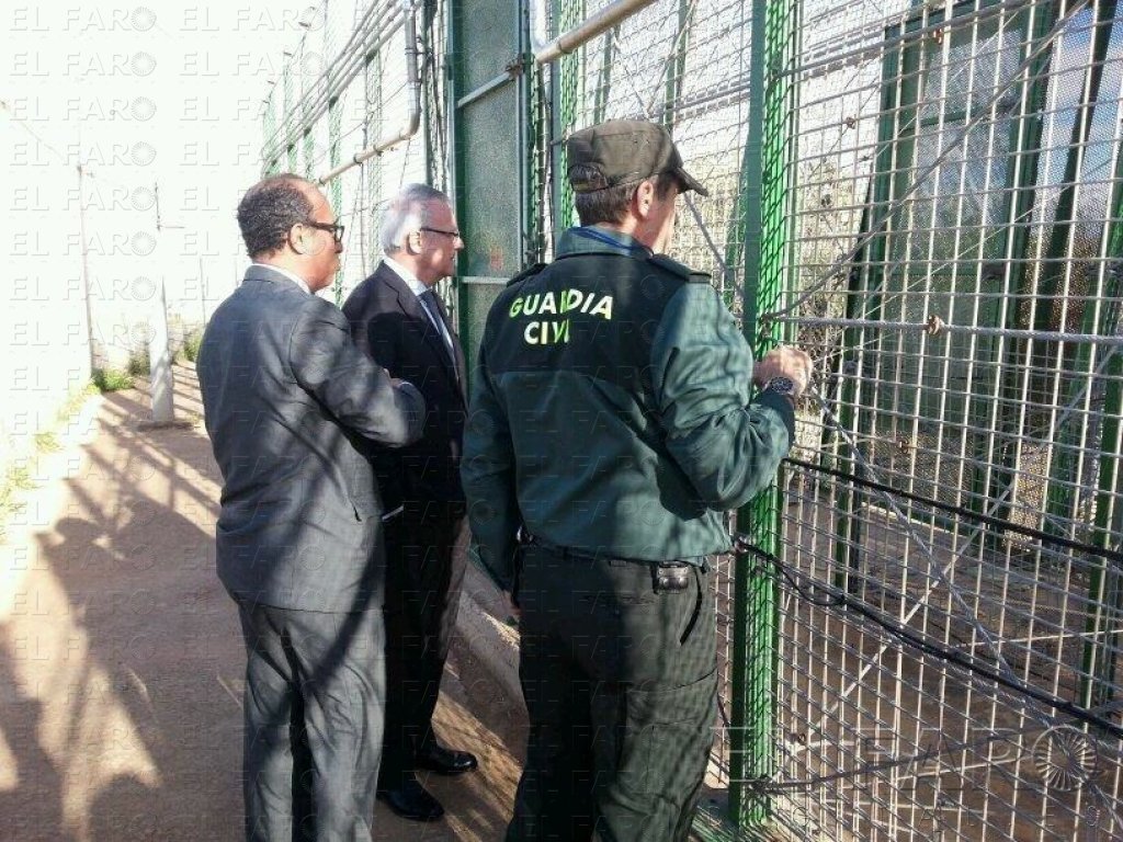 Valcárcel insistirá hoy a Malmström para que ayude a Melilla y a Ceuta