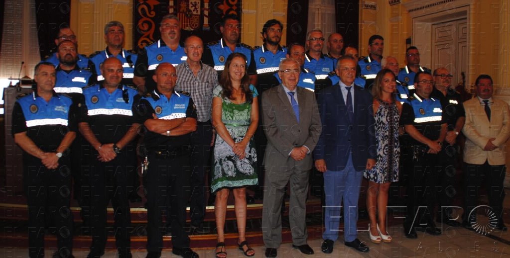 Imbroda pide “flexibilidad y firmeza” a los nuevos Agentes de Movilidad