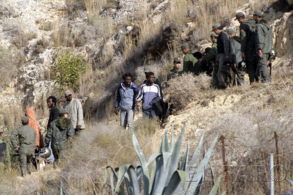 Nuevo asalto fallido: 150 inmigrantes se quedan entre vallas “sin llegar a España”