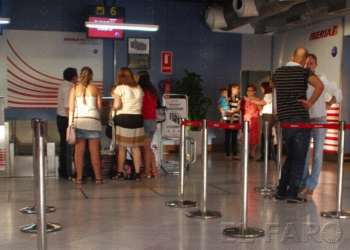 fotosmelilla 2014 06 23 rebeca 7 1 La bajada del gasto en personal reduce las pérdidas del aeropuerto un 23%