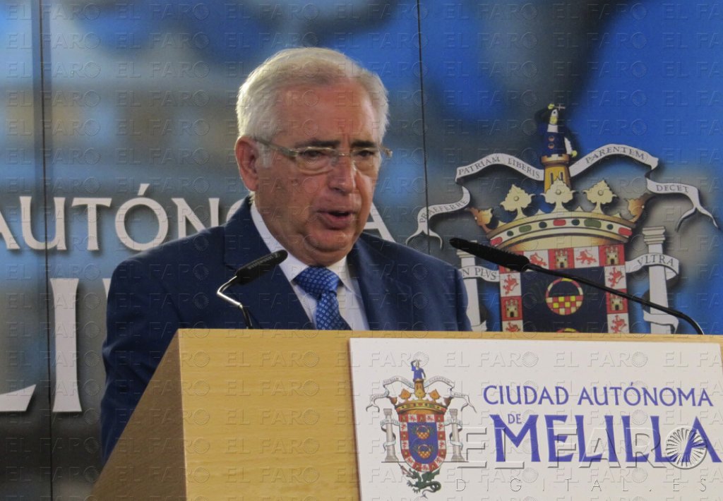Imbroda asegura que la legislatura acabará con menos paro que en 2011