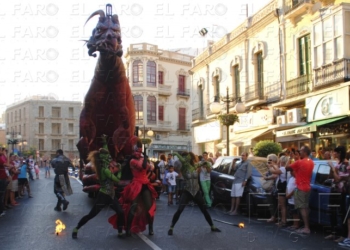 fotosmelilla 2014 07 06 spa centre Arranca el Mercado Medieval