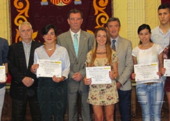 fotosmelilla 2014 07 08 rebeca 16 1 Los ‘más listos’ de clase reciben el premio a su gran esfuerzo