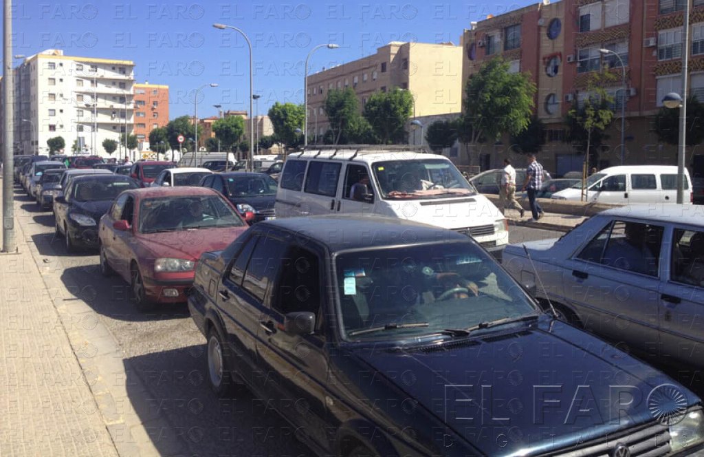 Vuelven los atascos fronterizos tras la ‘tregua’ del Aid El Fitr