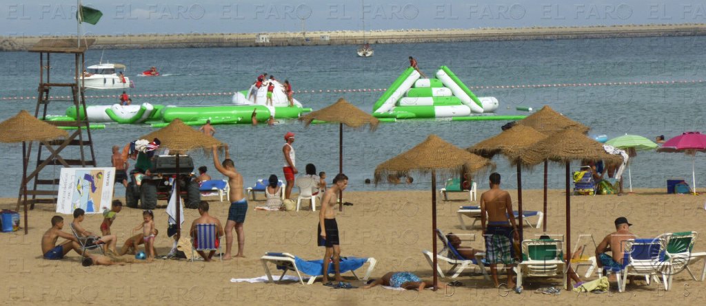 Niños que casi se ahogan y peces que ‘queman’ en San Lorenzo