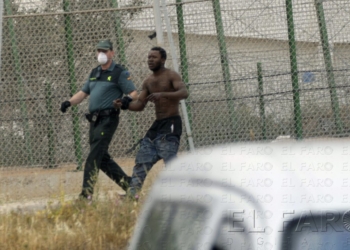 fotosmelilla 2014 08 10 spa centre La única información del ébola que tienen los guardias civiles es gracias a los policías