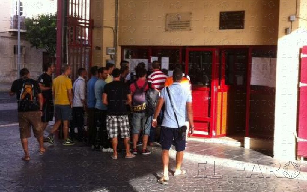 Treinta aspirantes a bombero realizan la prueba psicotécnica