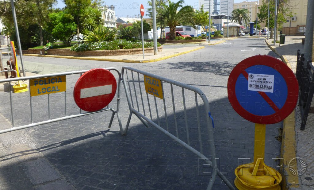 La plaza Rafael Fernández, sólo para los feriantes