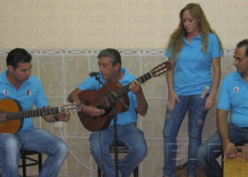 fotosmelilla 2014 08 30 rebeca 19 1 Cante y baile para animar a El Tesorillo