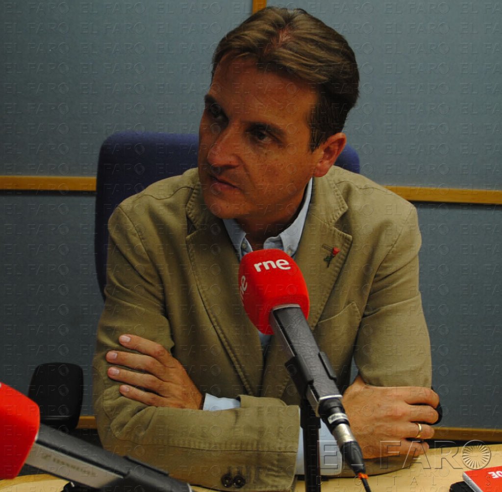Escobar lamenta que “el PP se preocupe más de maquillar las cifras, que de combatir el paro”
