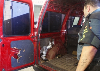 fotosmelilla 2014 09 09 asp 6 1 Encuentran 61 kilos de hachís en una furgoneta que embarcaba hacia Motril