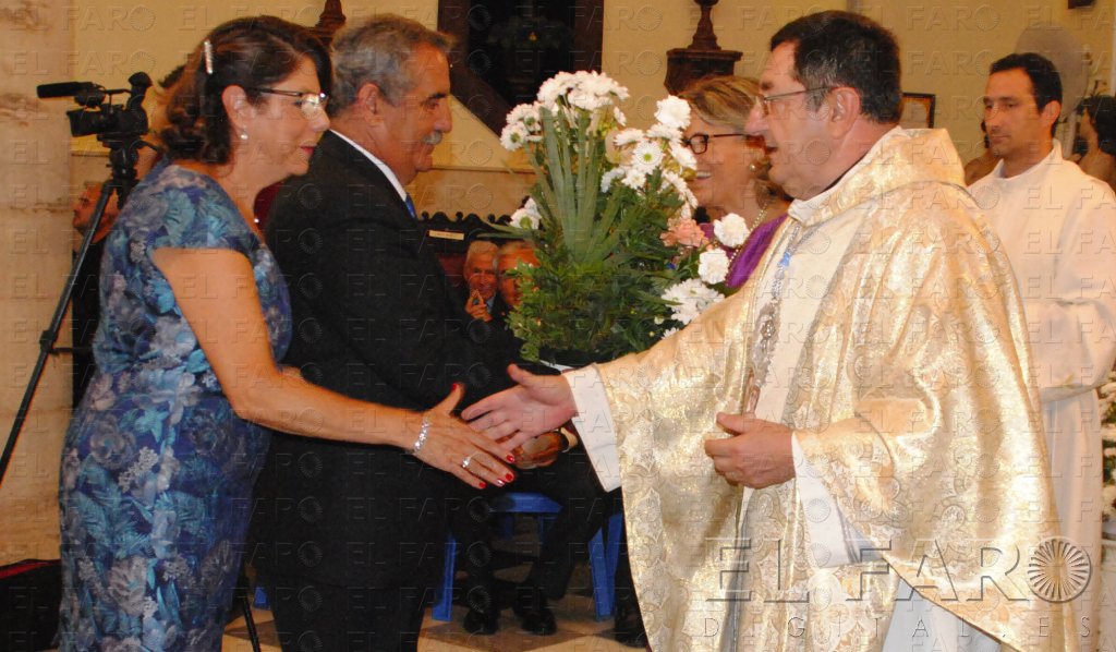 Ofrendas para la ‘Madre de Melilla’