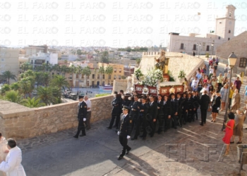 fotosmelilla 2014 09 09 spa 17 1 Los melillenses se vuelcan y acompañan a la Virgen de la Victoria en la procesión