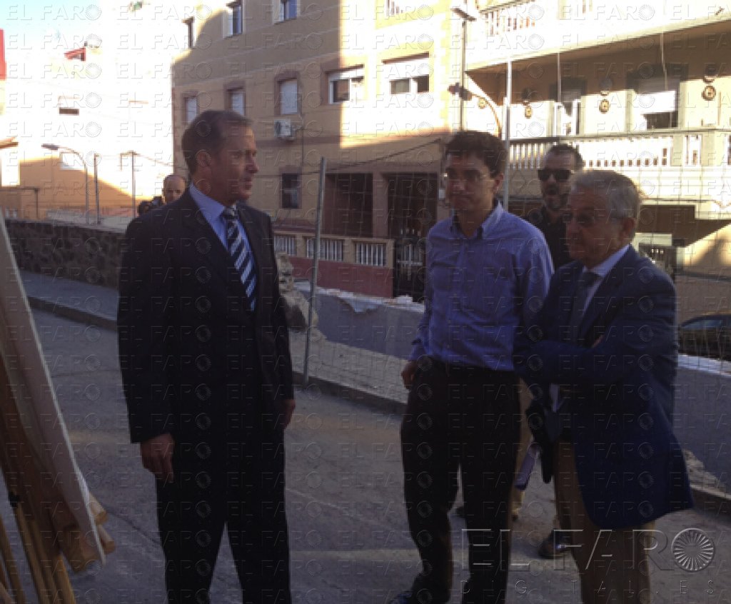 La Ciudad invierte 95.000 euros en el remozado de la calle Perseo, en La Cañada