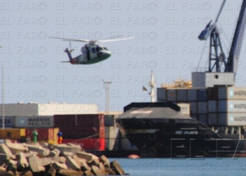fotosmelilla 2014 09 14 asp 7 2 El campeón mundial de vuelo acrobático ofrece a Melilla maniobras de infarto