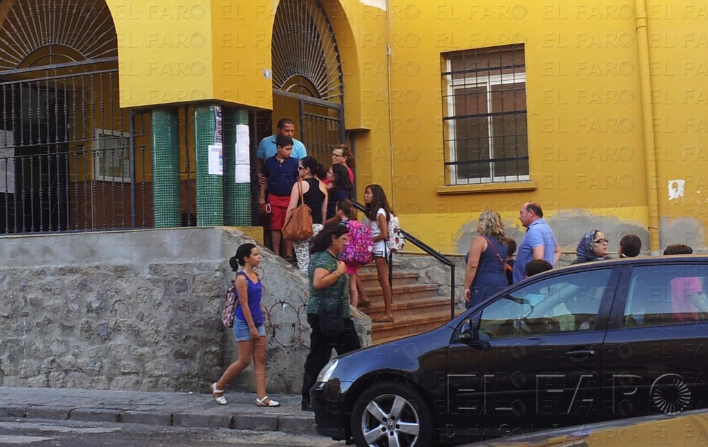 La ‘vuelta al cole’ termina hoy con el inicio de las clases en el colegio España