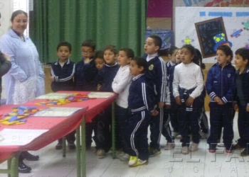 fotosmelilla 2014 09 17 dori 18 2 Los sindicatos denuncian que faltan mesas y sillas en las aulas