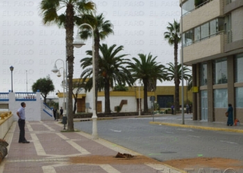 fotosmelilla 2014 10 13 dori 2 1 La Ciudad estudiará elevar el paso de cebra en la curva del Paseo Marítimo