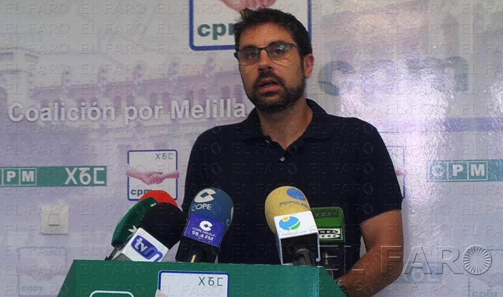CpM aboga por un modelo público de transporte urbano para Melilla