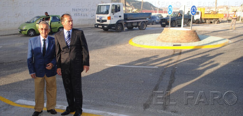 Fomento mejora con una rotonda y una isleta el tráfico en La Cañada