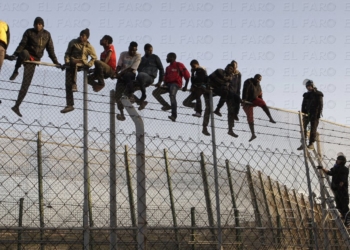 fotosmelilla 2014 10 24 rebeca 2 1 Las fuerzas marroquíes evitan varios intentos de saltos de subsaharianos