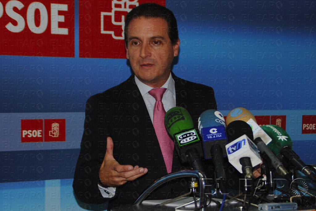Escobar critica la ‘política del avestruz’ de Miguel Marín con el campo de golf