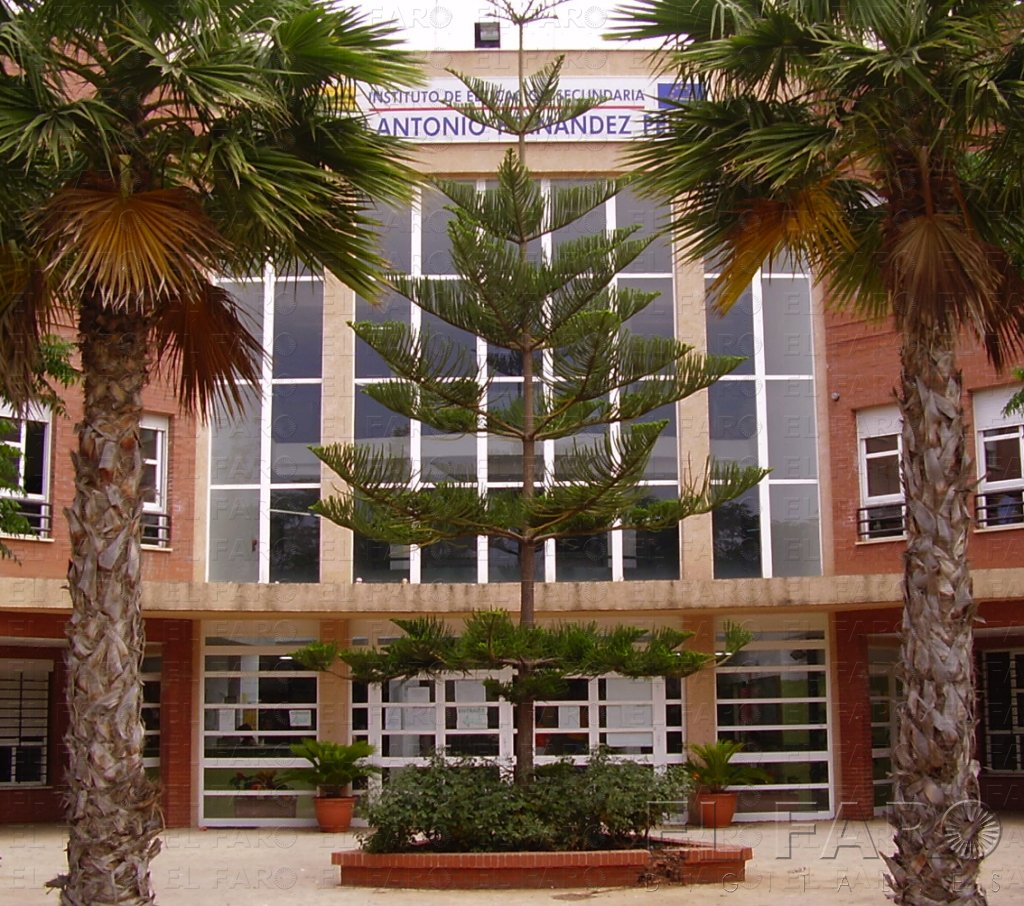Alumnos del J.A. Fernández que ignoran el español no asisten al ‘aula de inmigrantes’