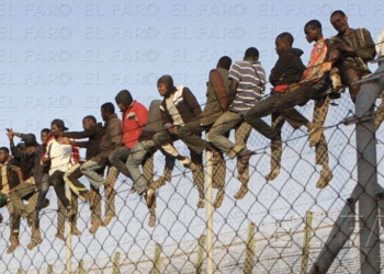 fotosmelilla 2014 11 16 rebeca 2 1 El Barkani: “Si les cierras una puerta, los inmigrantes buscarán la salida por otra”