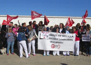 fotosmelilla 2014 11 18 rebeca 15 1 Las limpiadoras del Campus pedirán a Imbroda que medie con la UGR