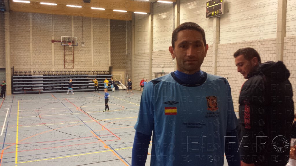 Óscar Moya debuta en el Mundial