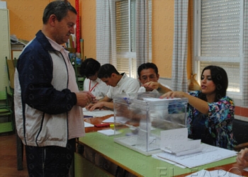 fotosmelilla 2014 12 02 rebeca 12 1 135 extranjeros de fuera de la UE votarán en las elecciones de mayo, un 20% más que en 2011