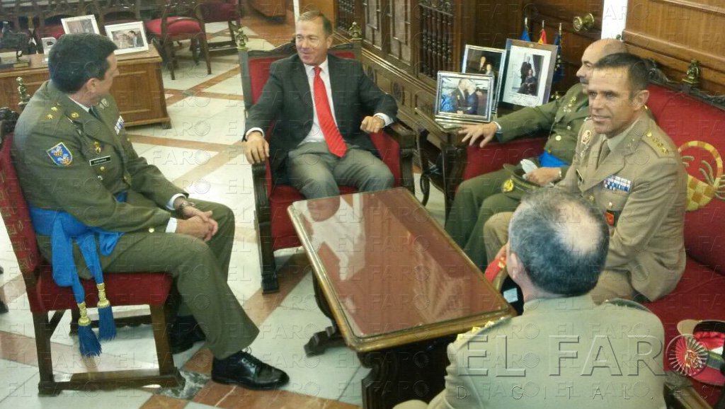 Relevo de mandos en el Estado Mayor y el Grupo de Regulares
