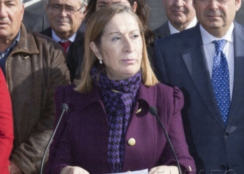 fotosmelilla 2014 12 24 rebeca 3 1 Pastor dice que la UE impide subvencionar una línea que presta una naviera privada