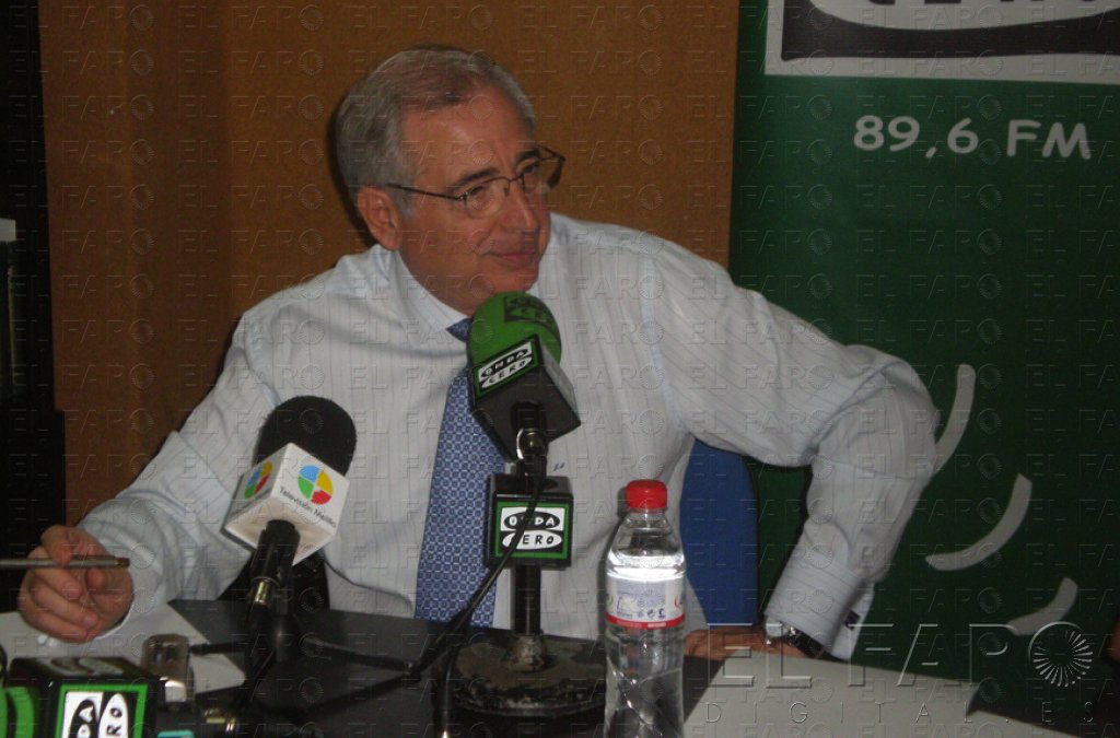 Imbroda cree que CpM “se contenta con llevarse votos de carácter étnico”