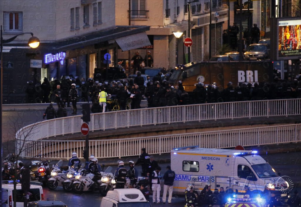 Los 3 yihadistas de París, abatidos por la Policía francesa en 2 asaltos