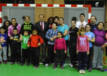 fotosmelilla 2015 01 17 pedro 21 01 Marín visita a la asociación Autismo Melilla