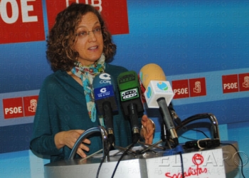 fotosmelilla 2015 01 23 rebeca 13 1 Rojas denuncia la precariedad de los trabajadores temporales del Ingesa