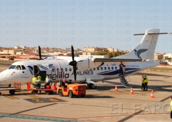 fotosmelilla 2015 01 26 rebeca 7 1 Melilla Airlines vuelve a cancelar vuelos y decide cambiar de proveedor de aviones