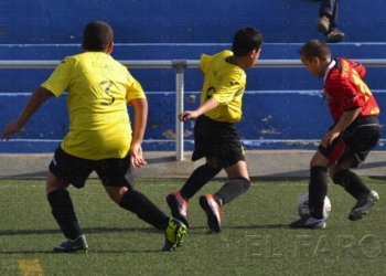 fotosmelilla 2015 02 06 depor 10D 1 Jornada ventosa