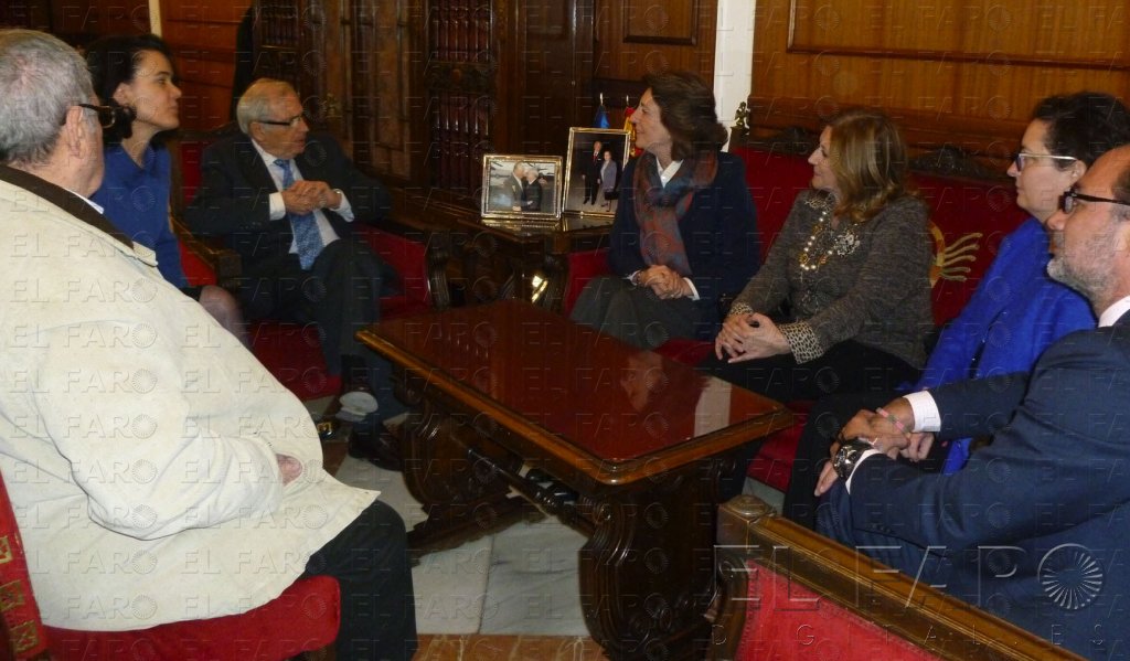 AECC ofrecerá ayuda social integral a los enfermos de cáncer en el Comarcal