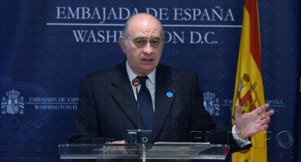El ministro del Interior cree que el “terrorismo extremista” exige nuevo marco jurídico